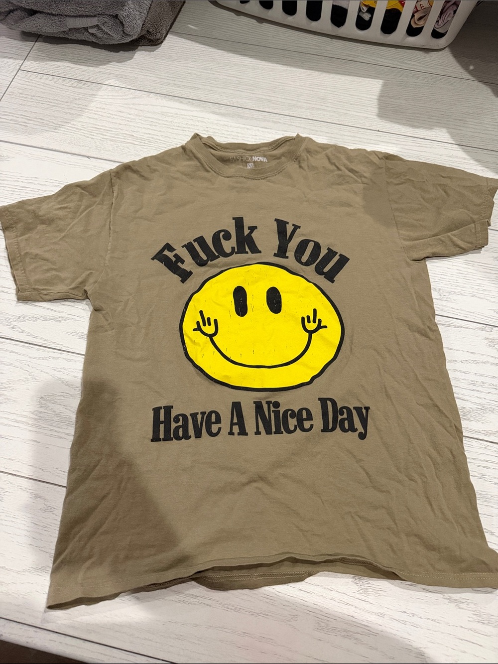 Fashion Nova Tan Short Sleeve Graphic Tee with Yellow Smiley